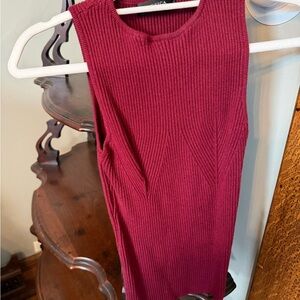 Zesica Elegant Burgundy Sleeveless Top